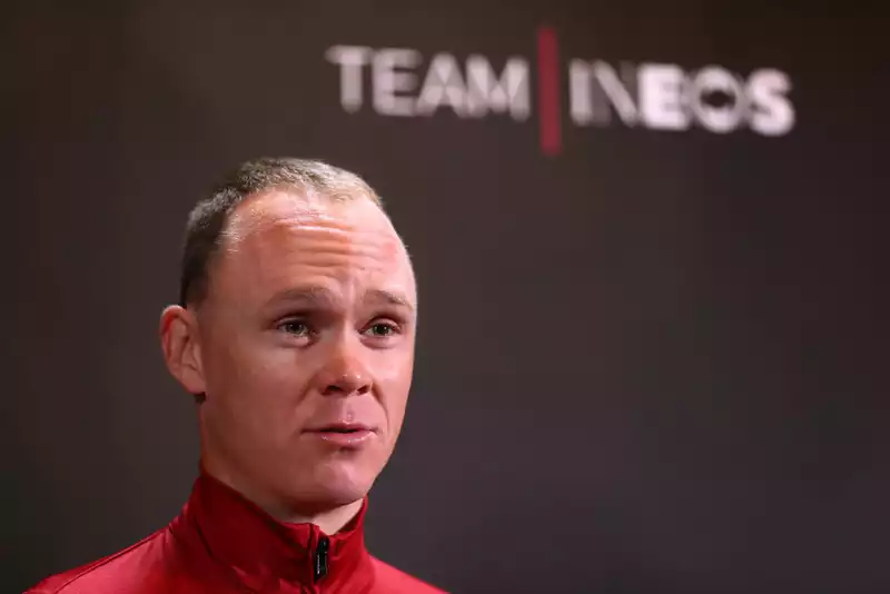Chris Froome undergoes surgery after an accident at home.